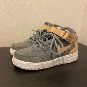 Nike Air Force 1 ‘07 mid oatmeal